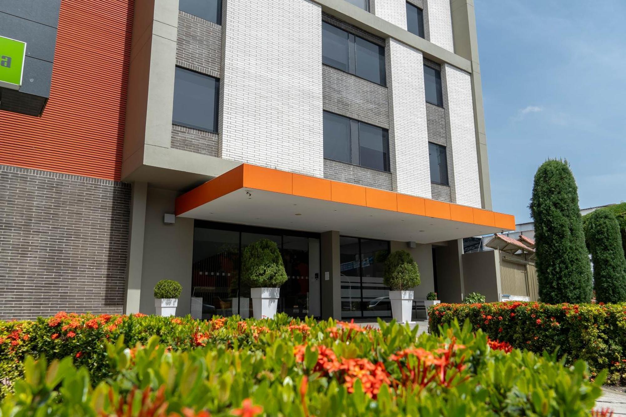 Holiday Inn Express Yopal By Ihg Kültér fotó